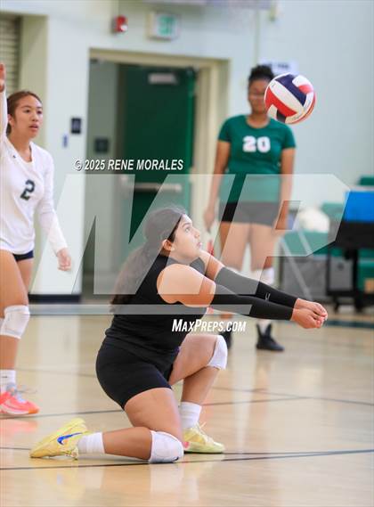 Thumbnail 1 in JV: Sylmar vs Eagle Rock photogallery.