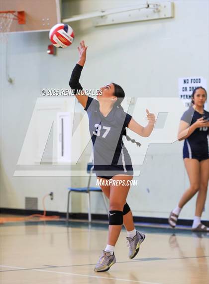 Thumbnail 3 in JV: Sylmar vs Eagle Rock photogallery.