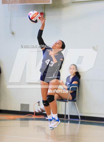 Thumbnail 3 in JV: Sylmar vs Eagle Rock photogallery.