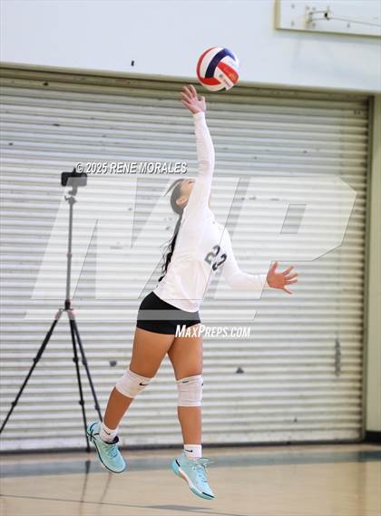 Thumbnail 1 in JV: Sylmar vs Eagle Rock photogallery.