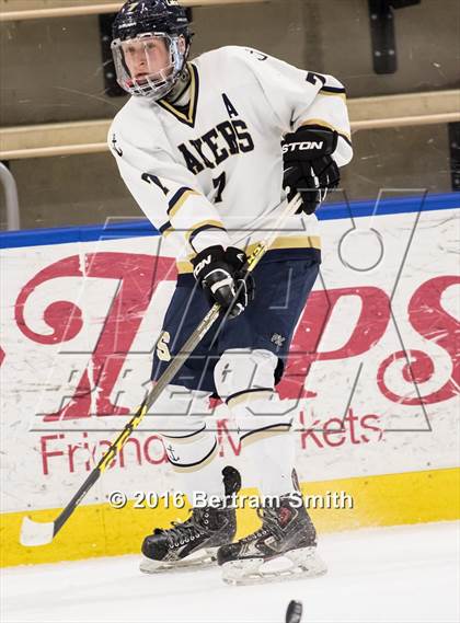 Thumbnail 2 in Pelham Memorial vs. Skaneateles (NYSPHSAA Division 2 Semifinal) photogallery.