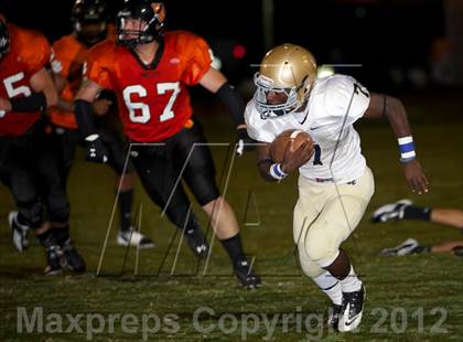 Thumbnail 2 in Holy Cross @ TMI-Episcopal photogallery.