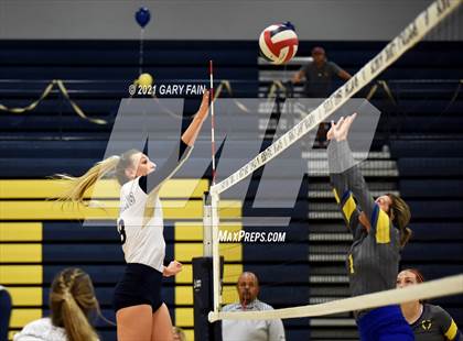 Thumbnail 1 in Boyd-Buchanan @ Soddy Daisy photogallery.