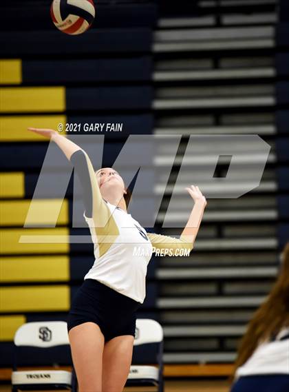 Thumbnail 3 in Boyd-Buchanan @ Soddy Daisy photogallery.