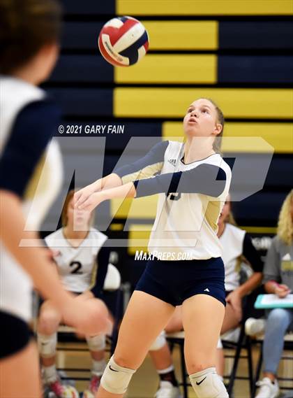 Thumbnail 2 in Boyd-Buchanan @ Soddy Daisy photogallery.