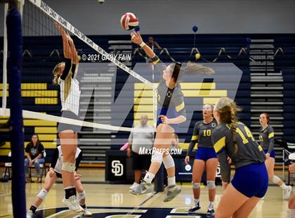 Thumbnail 3 in Boyd-Buchanan @ Soddy Daisy photogallery.