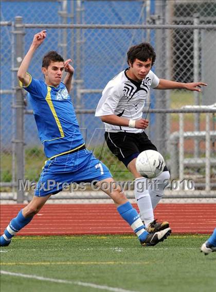 Thumbnail 1 in Santa Clara vs. Avalon (CIF SS D7 Final) photogallery.