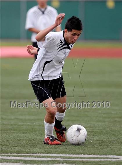 Thumbnail 1 in Santa Clara vs. Avalon (CIF SS D7 Final) photogallery.
