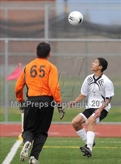 Thumbnail 3 in Santa Clara vs. Avalon (CIF SS D7 Final) photogallery.