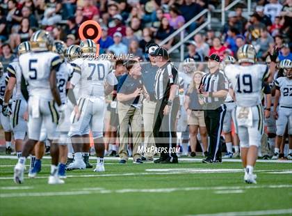 Thumbnail 2 in O'Connor vs Steele photogallery.