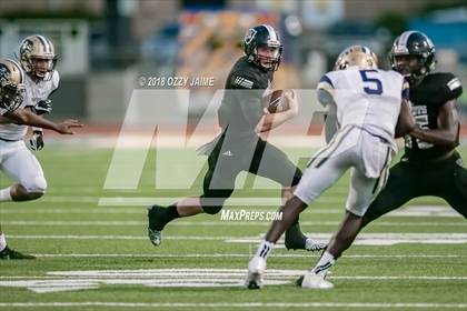 Thumbnail 3 in O'Connor vs Steele photogallery.