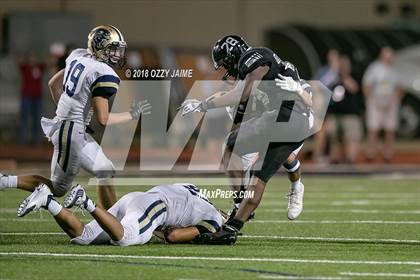 Thumbnail 2 in O'Connor vs Steele photogallery.