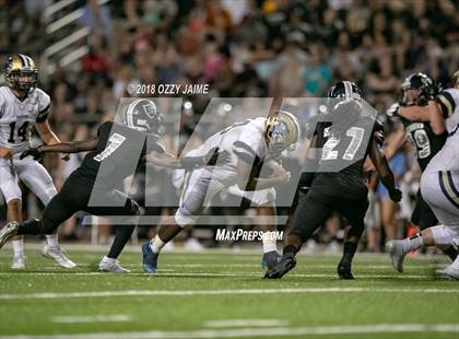 Thumbnail 2 in O'Connor vs Steele photogallery.