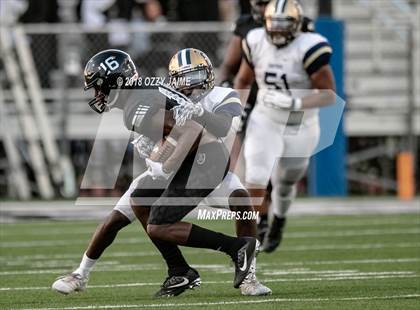 Thumbnail 3 in O'Connor vs Steele photogallery.