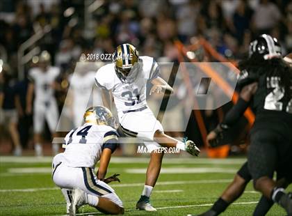 Thumbnail 2 in O'Connor vs Steele photogallery.