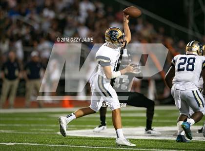 Thumbnail 3 in O'Connor vs Steele photogallery.