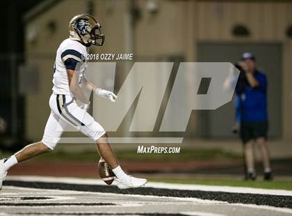 Thumbnail 2 in O'Connor vs Steele photogallery.