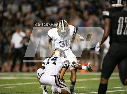Thumbnail 3 in O'Connor vs Steele photogallery.