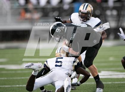 Thumbnail 3 in O'Connor vs Steele photogallery.