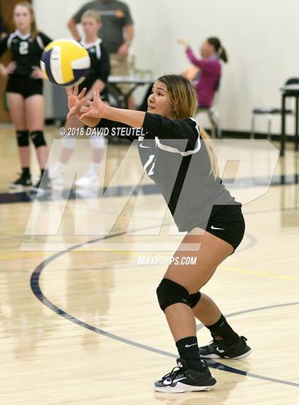 Thumbnail 2 in Woodcreek @ Inderkum photogallery.