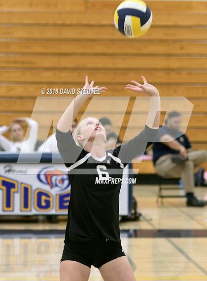 Thumbnail 1 in Woodcreek @ Inderkum photogallery.
