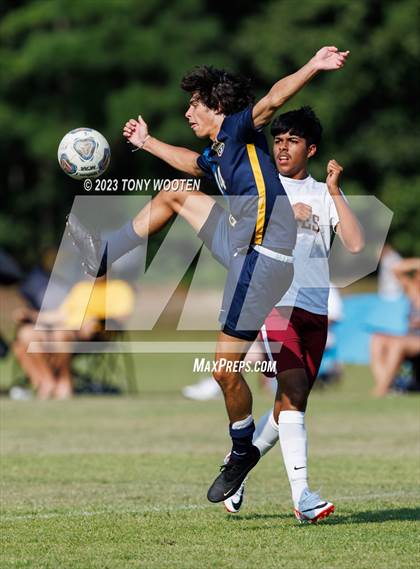 Thumbnail 1 in Cape Fear vs Lumberton (Battle for the Bell) photogallery.