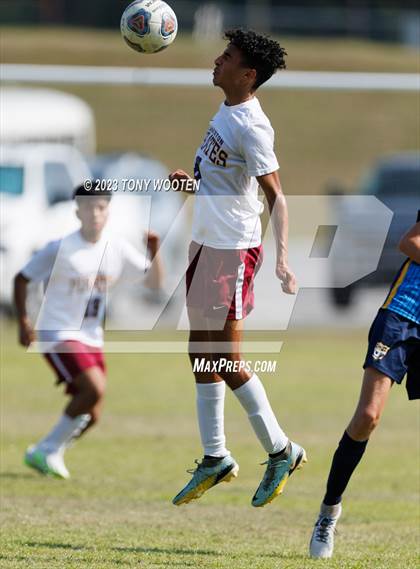 Thumbnail 2 in Cape Fear vs Lumberton (Battle for the Bell) photogallery.