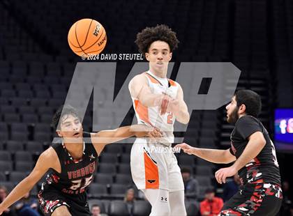 Thumbnail 3 in Verdugo Hills vs. Athenian (CIF State D5 Final) photogallery.