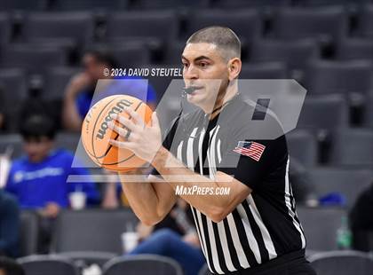 Thumbnail 3 in Verdugo Hills vs. Athenian (CIF State D5 Final) photogallery.
