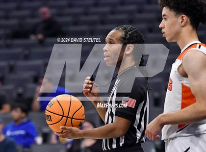 Thumbnail 1 in Verdugo Hills vs. Athenian (CIF State D5 Final) photogallery.