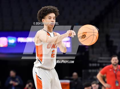 Thumbnail 1 in Verdugo Hills vs. Athenian (CIF State D5 Final) photogallery.