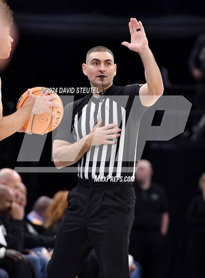Thumbnail 3 in Verdugo Hills vs. Athenian (CIF State D5 Final) photogallery.