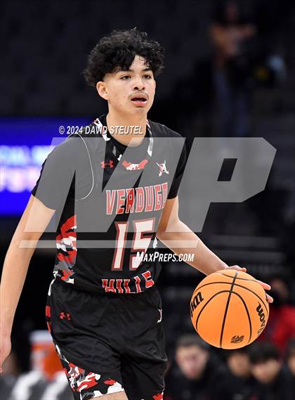 Thumbnail 1 in Verdugo Hills vs. Athenian (CIF State D5 Final) photogallery.
