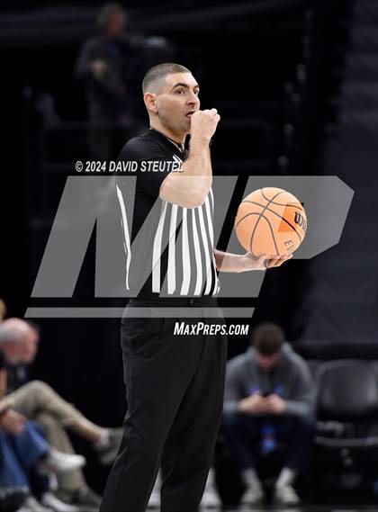 Thumbnail 1 in Verdugo Hills vs. Athenian (CIF State D5 Final) photogallery.