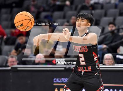 Thumbnail 2 in Verdugo Hills vs. Athenian (CIF State D5 Final) photogallery.