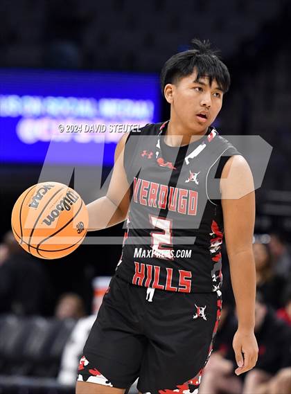 Thumbnail 1 in Verdugo Hills vs. Athenian (CIF State D5 Final) photogallery.