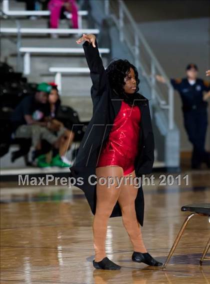 Thumbnail 3 in Carter vs. Kimball photogallery.