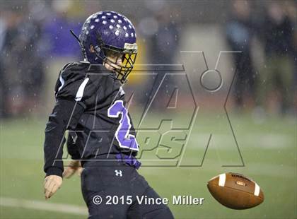 Thumbnail 3 in Bishop Blanchet @ Sumner (WIAA 3A 1st Round) photogallery.