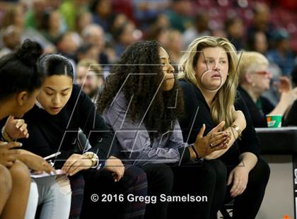 Thumbnail 2 in Pinewood vs Miramonte (CIF NorCal Regional Open Division Final) photogallery.