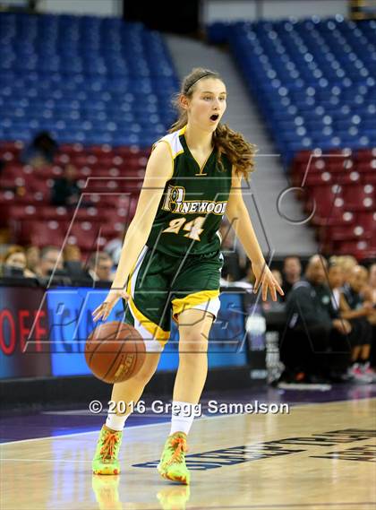 Thumbnail 2 in Pinewood vs Miramonte (CIF NorCal Regional Open Division Final) photogallery.