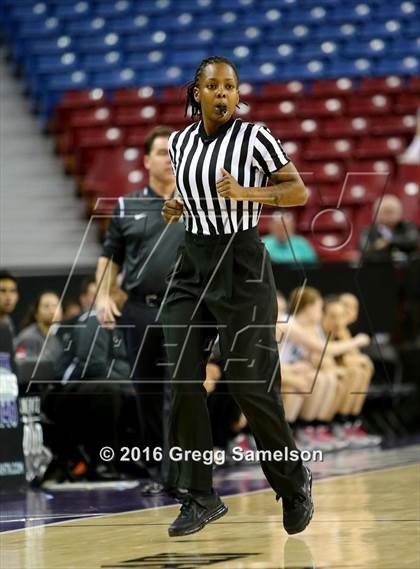 Thumbnail 1 in Pinewood vs Miramonte (CIF NorCal Regional Open Division Final) photogallery.