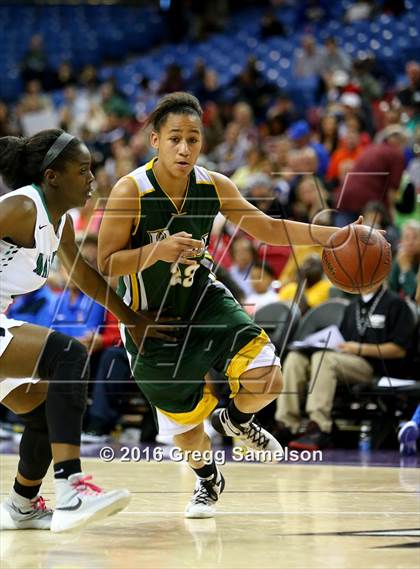 Thumbnail 1 in Pinewood vs Miramonte (CIF NorCal Regional Open Division Final) photogallery.