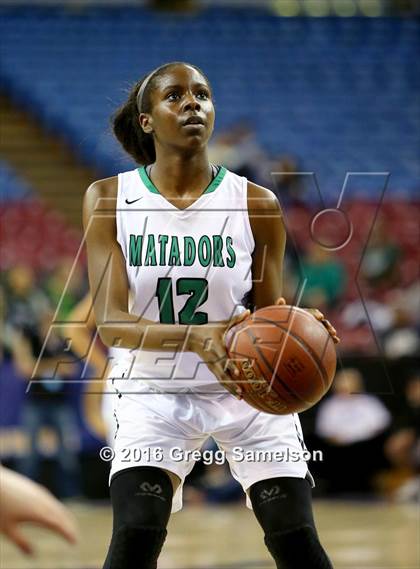 Thumbnail 3 in Pinewood vs Miramonte (CIF NorCal Regional Open Division Final) photogallery.