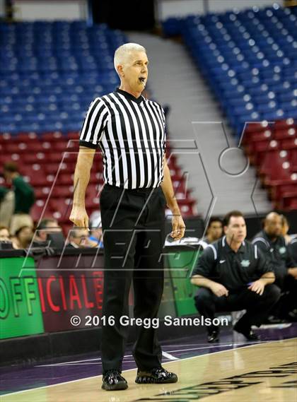 Thumbnail 1 in Pinewood vs Miramonte (CIF NorCal Regional Open Division Final) photogallery.