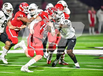 Thumbnail 3 in Pleasant Grove @ Van (UIL 4A D2 Bi-District Playoff) photogallery.