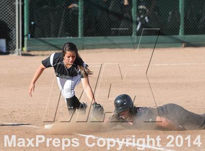 Thumbnail 3 in Foothill @ Tehachapi photogallery.