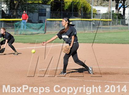 Thumbnail 1 in Foothill @ Tehachapi photogallery.