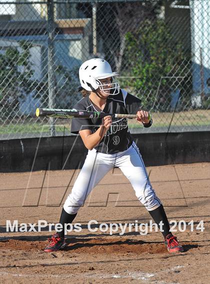 Thumbnail 1 in Foothill @ Tehachapi photogallery.