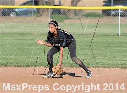 Thumbnail 1 in Foothill @ Tehachapi photogallery.