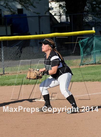 Thumbnail 2 in Foothill @ Tehachapi photogallery.